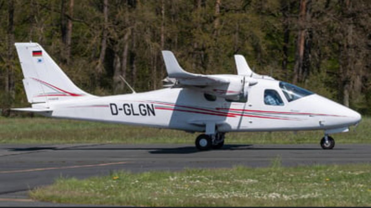 EFS FLightschool - Flightservice365